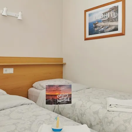 Cap Relaxed Holidays Σαλού